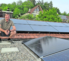 Martin Hochuli mit PV-Anlage auf Flach- und Steildach kombiniert