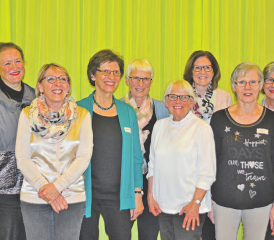 Noch einmal sind alle vereint: die bisherigen und die neuen Vorstandsmitglieder des Gemeinnützigen Frauenvereins Gränichen (v.l.) Barbara Ducceschi, Linda Lutz, Regula Toscan, Anni Lehner, Annegret Bertschi, Regula Brühwiler (neu), Rita Flury und Christina Klesser. (Bild: el.)
