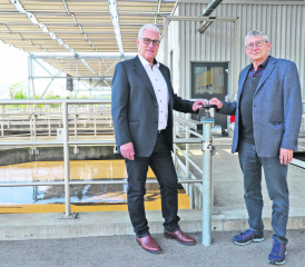 «Die Abwasseranlage in Reinach ist für die Ansprüche der Zukunft gewappnet»: Joe Eugster (rechts) blickt auf eine ereignisreiche Zeit als Präsident der AOW zurück. Er hat das Präsidium inzwischen an Hanspeter Lang abgegeben. (Bild: rc.)