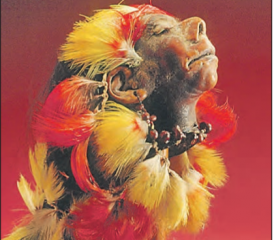 Indianischer Schrumpfkopf aus Peru oder Ecuador: Ein Hauch von Exotik im Haus zum Dolder. (Bild: zVg.)