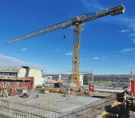 Der Neubau für das Bauamt und Feuerwehrmagazin in der Widenmatt Beinwil am See ist auf Kurs: Ende November kann der Rohbau voraussichtlich aufgerichtet werden. (Bild: msu.)
