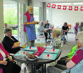 Die Bewohner der Siedlung Sunnepark in Oberkulm feierten am Bundesfeiertag ein gemütliches Grillfest. (Bild: zVg.)