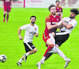 Der SCS läuft bei seinem Gegner auf. Auch Jakob Johannsmeier kann sich nicht oft genug durchsetzen, hier im Duell mit Alex Riccio vom FC Liestal. (Archivbild: Otto Lüscher)