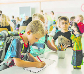 Eine gute Schulinfrastruktur ist Voraussetzung für optimales Lernen, in Rickenbach besteht Handlungsbedarf. (Bilder: zVg.)