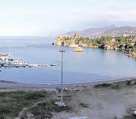 Die kleine Bischofstadt Cefalù an der Nordküste Siziliens: Blick auf den malerischen Hafen. (Bilder: mars.)