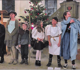 Mutige Darsteller: Die Schauspieler/innen des Krippenspiels in der reformierten Kirche Birrwil. (Bilder: zV.g)