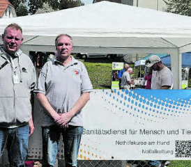 Setzen sich für das Tierwohl ein: Thomas Mandler (r.) vom Verein Tierrettungsdienst in Menziken, auf dem Bild mit Vereinsmitglied Marco Schirle.
