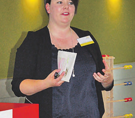 Stefanie Geiser von der Suchtprävention Aargau spricht offen über das Tabuthema «Alkohol im Alter». (Bild: zVg.)