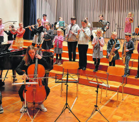 Novemberkonzert der Musikschule Schöftland: Fast alle Instrumente, die an der Musikschule angeboten werden, kamen in unterschiedlichen Besetzungen zur Präsentation. (Bild: zVg.)