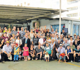 Das letzte Mal «5vor5 bis 7ab7» mit über 130 Personen aus unserer Region in Panama: Gastort war das Colegio Europeo Panama in Panama City. Diese Schule wird seit Jahren von der Sebastian Müller AG mit namhaften Beträgen unterstützt. (Bilder: zVg.)