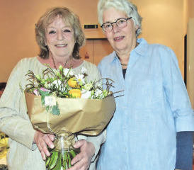 Ein Glücksfall für den Verein: Die Präsidentin Christine Zeller (re.) dankt der neugewählten Kassierin Bernadette Erismann. (Bilder: Frieda Steffen)
