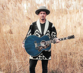 Gemeinsamer Auftritt: Tobey Lucas wird das Jahreskonzert der Musikgesellschaft Teufenthal-Unterkulm bereichern. (Bild: zVg.)