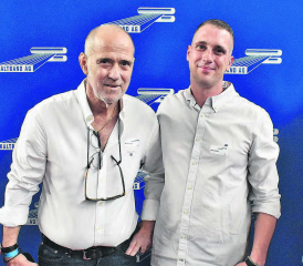 Investition in die Zukunft der Kaltband AG: Mit der neuen Halle bekennen sich Michael und Dennis Lüthi klar zum Standort und Werkplatz Schweiz und Reinach. (Bilder: hg.)