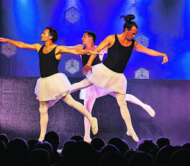 Starbugs Comedy schaffen es immer wieder, ganze Säle voller Leute zum Lachen zu bringen, bestens gelungen auch im ausverkauften Forum in Seon. (Bild: Josef Stocker)