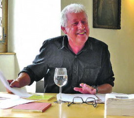 An der Poesiesommer-Eröffnung sind Übersetzungen von Christoph Ferber zu hören. (Bild: zVg.)