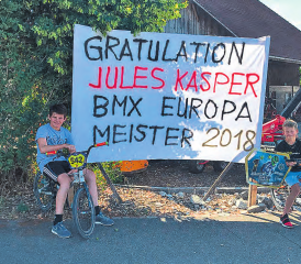 Willkommen zurück! Die Helden wurden zu Hause in Zetzwil von einem Begrüssungskomitee empfangen. (Bilder: zVg.)