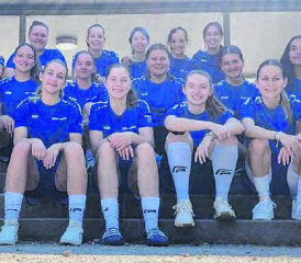 Für die Juniorinnen U21 B von Lok Reinach endete das erste Spiel der Saison mit einem Unentschieden. (Bild: zVg.)