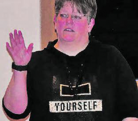 Freiwilligenanlass in Zetzwil: Gemeinderätin Franziska Häfeli und Gemeindeammann Daniel Heggli gaben ihrer Wertschätzung Ausdruck. (Bilder: zVg.)