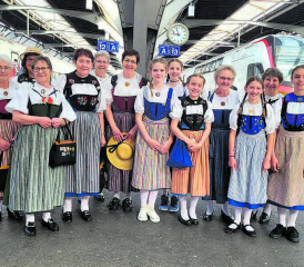 Strahlende Gesichter beim Fototermin am Zürcher Hauptbahnhof. (Bild: zVg)