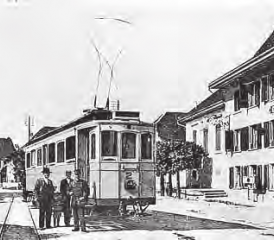 Nostalgie im neuen Theaterstück: Die Suhrentalbahn prägt diesen Platz noch heute. (Bild: «WSB von Jakob Heer)
