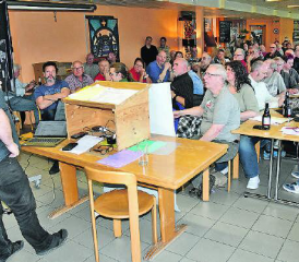 Vertreter von 46 Schützengesellschaften versammelten sich in der Schützenstube der regionalen Schiessanlage «Lostorf» in Buchs. (Bilder: aw.)
