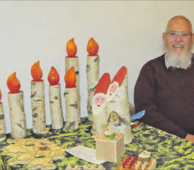 Originelle weihnächtliche Kunstwerke: Sie entstanden in der Werkstatt von Heinz Maurer. (Bilder: st.)