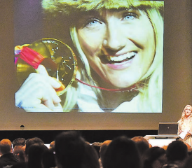 Ausstellerabend der Wyna-Expo: Überraschungsgast war die Olympiasiegerin und heutige Motivationstrainerin Tanja Frieden. (Bilder: mars.)