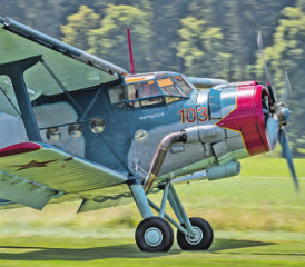 Der Verein Starflight ist mit seiner imposanten russischen Doppeldecker-Maschine Antonov AN-2 präsent.