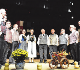 Das Jodlerchörli Beinwil am See lud zum abwechslungsreichen und stimmungsvollen Jodler-Obe ein. (Bild: hg.)