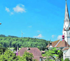 Visualisierung von Pfeffikon aus gesehen: Auch im Oberwynental wäre die Anlage erkennbar. (Bild: Screenshot Youtube)