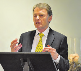 Gastreferent: Dr. Manuel Sager sprach über Chancen und Herausforderungen der internationalen Zusammenarbeit. (Bilder: Te.)