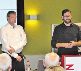 Die beiden Referenten am «Club der Alten Hasen»: (v.li.) Dieter Hermann und Paul-David Borter, beantworten Fragen. (Bild: zVg.)