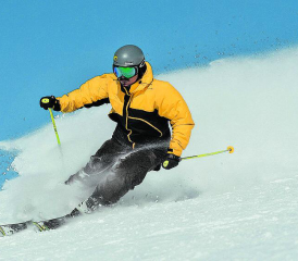 Die Suva hat für alle Schneesportbegeisterten wertvolle Tipps, um die Wintersaison unfallfrei geniessen zu können. (Bild: pexels)