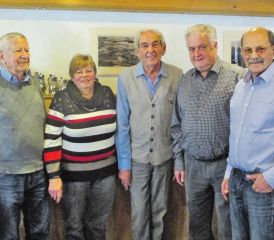 Die Mahlzeitendienstverträger (v.l.): Josef Habermacher, Maja Bussmann, Rupert Studer (demissioniert), Franz-Sepp Furrer (Team-Leiter) und Jörg Felber. Nicht auf dem Bild ist Robert Schenker. (Bild: zVg.)