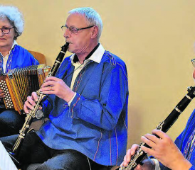 Die Formation «Echo vom Birch» sorgte für die musikalische Umrahmung des Neujahrsapéros. (Bilder: hg.)