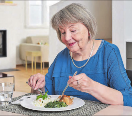 Eine ausgewogene Ernährung ist auch im Alter wichtig. «Daheim geniessen» hilft dabei. (Bild: zVg.)