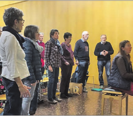 Auflage Menziken: 2883, Gesamtauflage: 15 882. Abopreise: Training jeden Dienstag von 19.00 bis 20.55 Uhr in der Men- Singen, tanzen, lachen, neue Leute kennenlernen und natrlich auch proben fr den grossen. Das informative Monatsmagazin fr Menziken 02 - Dorfheftli