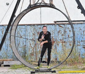 Macht einen zuversichtlichen Eindruck: Der Uerkner Hochseilartist Freddy Nock vor seinem Weltrekordversuch am Powerman-Jubiläumsanlass in Zofingen.