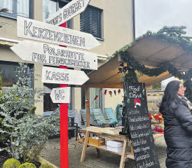 Im Weihnachtsdorf der Stiftung gab es allerlei zu entdecken und geniessen.