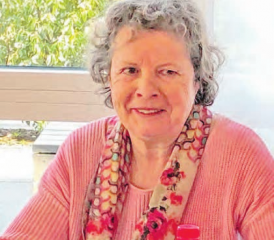 Rita Wegmüller berichtete am Eltern-Träff über das komplementärmedizinische Verfahren Kinesiologie. (Bild: zVg.)