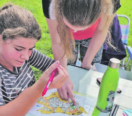 Orientierungshilfe: Wer die Karte im Griff hatte, war beim Rickenbacher Orientierungslauf klar im Vorteil. (Bild: zVg.)