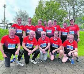 Die vier Gruppen aus dem Michelsamt, vereint auf einem Bild: Die Männerriege Rickenbach nahm am Männerturntag im luzernischen Malters teil. (Bild: zVg.)