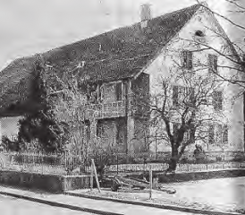 Die Liegenschaft Hunziker im Neudorf von Osten her betrachtet. (Bild: bst.)