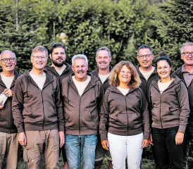 Das OK ist bereit für drei spannende Festtage am Rotkornfest in Oberkulm – (v.l.): Urs Bögli, Thomas Huber, Oliver Lehner, Präsident Alfred Walti, Christoph Gautschi, Barbara Bögli, Peter Läuppi, Andrea Walti, Urs Wunderlin. (Bild: zVg.)