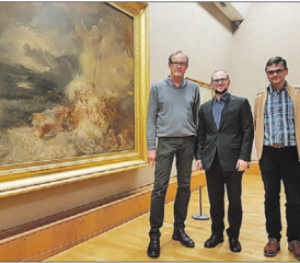 Langjährige Beschäftigung mit Turners riesigem Nachlass: Komponist Stefano Ghisleri (Mitte), zusammen mit dem Seetaler Clavichordisten Hansruedi Zeder und Poesiesommer-Leiter Ulrich Suter nach der Uraufführung in der Tate Britain, London.