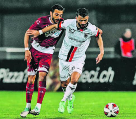 Er traf auch in Bellinzona: Valon Fazliu (r.) ist mit 11 Toren der beste Torschütze beim FCA und in der ganzen Challenge League. (Bild: Sarah Rölli)