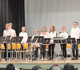 Ein grosser Auftritt vor grossem Publikum: Das Blechbläserensemble «Furioso» der Musikschulen Seon und Dürrenäsch. (Bilder: zVg.)