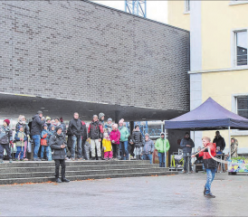 Mit Begeisterung: Das Wettchlöpfen in Seengen hat eine lange Tradition, die von grossen und kleinen Fans sorgfältig gepflegt wird. (Bilder: grh)