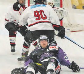 Der SC Reinach stolperte vor allem zu Spielbeginn gegen die Argovia Stars. (Bild: Roland Jaus)