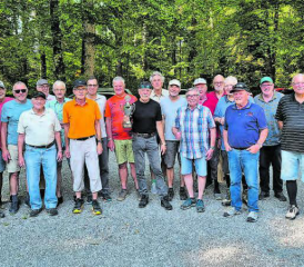 Keiner ging ohne Preis nach Hause, ist doch das Turnier auch ein Ereignis der Kameradschaft. (Bild: zVg.)